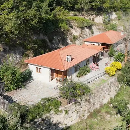 Retiro De Basto Holiday home *
