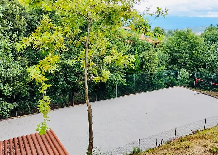 Retiro De Basto Castelbuono